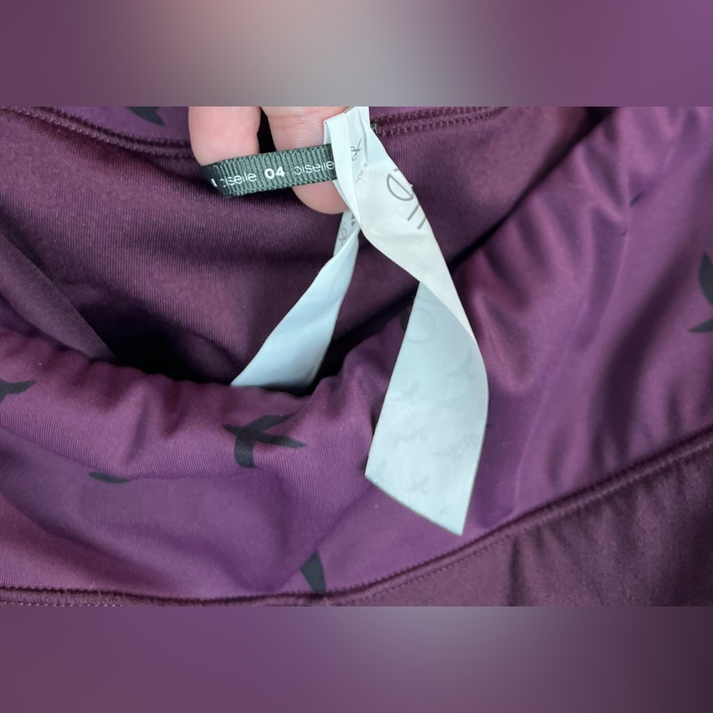 Oiselle Women’s Size 4 Purple Lined 4in Athletic Running Shorts Bird Design - Picture 10 of 10